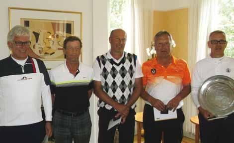 Finnish Senior Open Naisten mitalikolmikko; keskellä voittaja Minna Kaarnalahti SGC, vasemmaalla hopeamitalisti Vuokko Karjalainen Kurk ja oikealla pronssin ottanut Anna-Maria Lehtonen PGC.