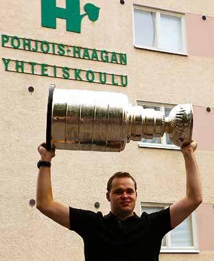 Elämäsi kunnossa - hymy huulessa mutta täysillä on koulumme toiminta-ajatus. PHYK:ssa voit opiskella joko urheilulukiossa tai yleislukiossa.
