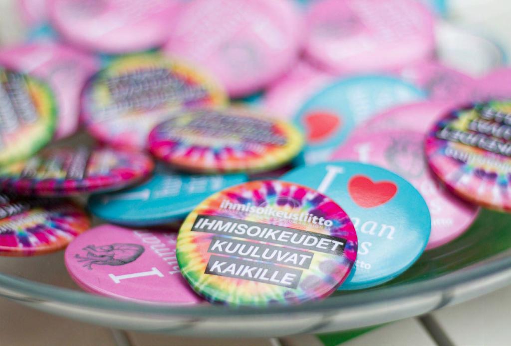 5. Viestintä Vuoden 2017 aikana kasvatimme näkyvyyttämme sosiaalisessa mediassa, ja myös ns. perinteisessä mediassa näkyvyytemme nousi selvästi. STOP!