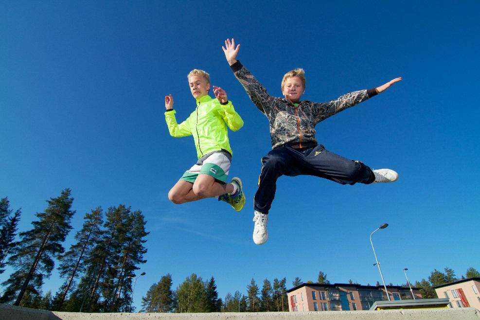 Johtopäätökset Koulu tarjoaa monipuoliset mahdollisuudet koulupäivän aikaisen liikunnan lisäämiseen ja sitä kautta oppimisen