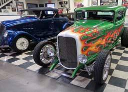 Olimme varanneet ajan Mullin museoon. Siellä meidät otti vastaan elegantti rouva joka ohjasi meidät ihmettelemään Citikoita. Runsaslukuisten Citroenien lisäksi museosta löytyi mm.