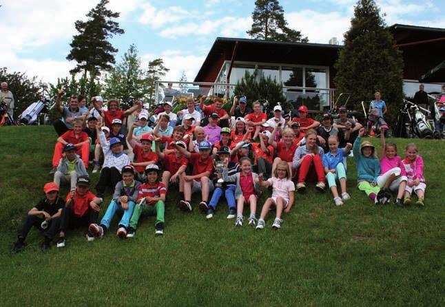 JunioriTOimikunta Mahtava juniorikausi 2012 Tämän kauden junioritoiminta on sisältänyt aimo annoksen kovaa treeniä 7 harjoitusryhmässä, mukavia erikoistapahtumia sekä hienoa menestystä kilpailuissa.