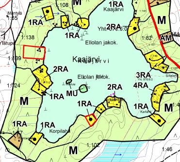 Hujajärvellä kaavamuutosalueella on taustamaastossa loma-asunnon rakennuspaikka (RA) sekä taustamaastossa saunan