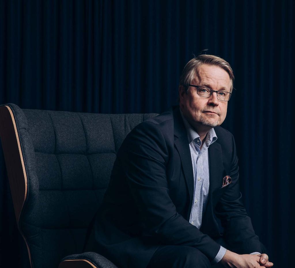 14 Matti Apunen Johtaja, elinkeinoelämän