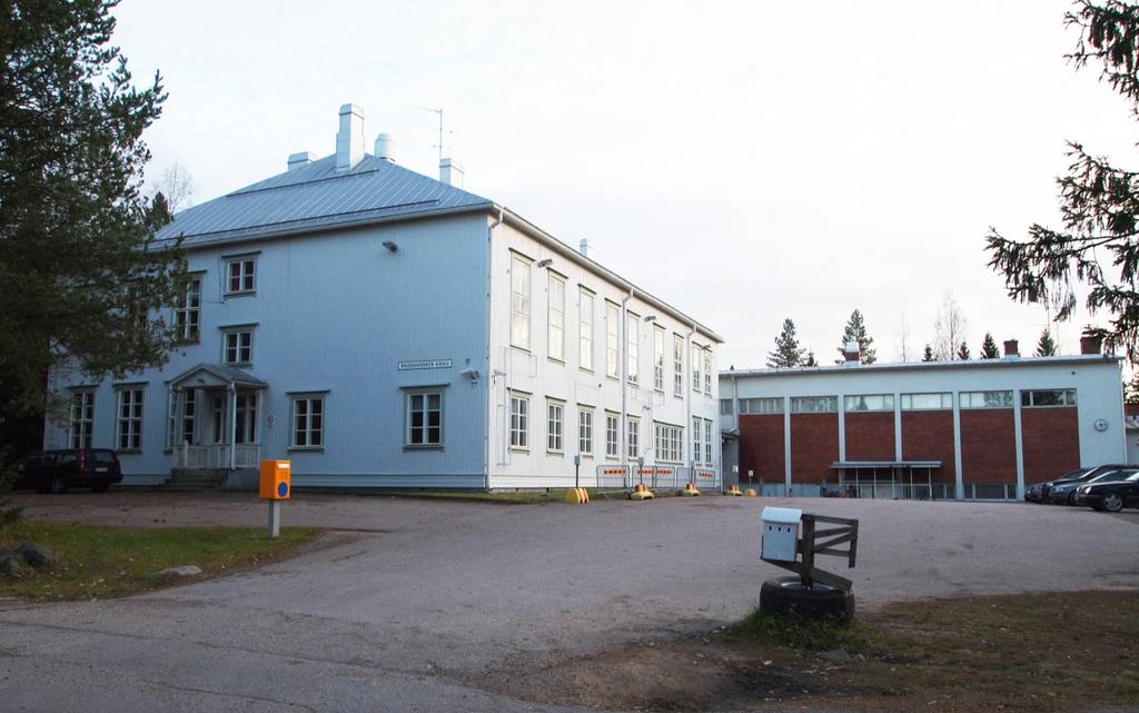 FCG SUUNNITTELU JA TEKNIIKKA OY Ylivieska - Hirvineva 9 (34) Tuulivoimapuisto Kuva 9. Raudaskylän vanha koulu sijaitsee maaston korkeimmalla kohdalla ja sitä ympäröi havupuusto.