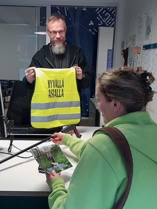ta liikenteen vuoksi. Jokainen puistokummi saa valita itse alueen, jolla haluaa toimia, mikäli kerää vain roskia. Jos kummia kiinnostaa joku muu tehtävä, esim.