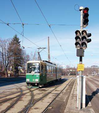 Mannerheimintie 85 suojatievalot 1975 102. Mannerheimintie-Jalavatie 1975 103. Mannerheimintie-Valpurintie 1975 104. Mechelininkatu-Lapinlahdenkatu 1975 105. Hämeentie 97-99 suojatievalot 1976 106.