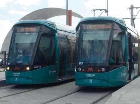 raitiovaunu on menossa.