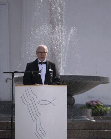 tekemään yhdet parhaimmista laulujuhlista. Tämä tunne tuli vahvasti siitä, että saimme heti alussa mukaamme ensiarvoisen tärkeitä yhteistyökumppaneita.