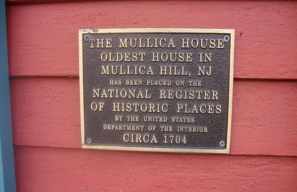 Eric Mullican talon laatta Mullica House on