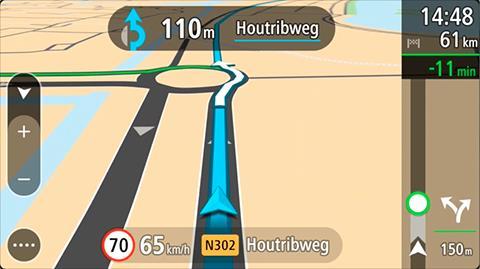 Liikenneruuhkan välttäminen käyttämällä karttaa 1. Lähennä karttanäkymää ja valitse reitillä oleva liikenneruuhka. Liikenneruuhka ja tietoikkuna näkyvät kartassa. 2. Paina ponnahdusvalikon painiketta.