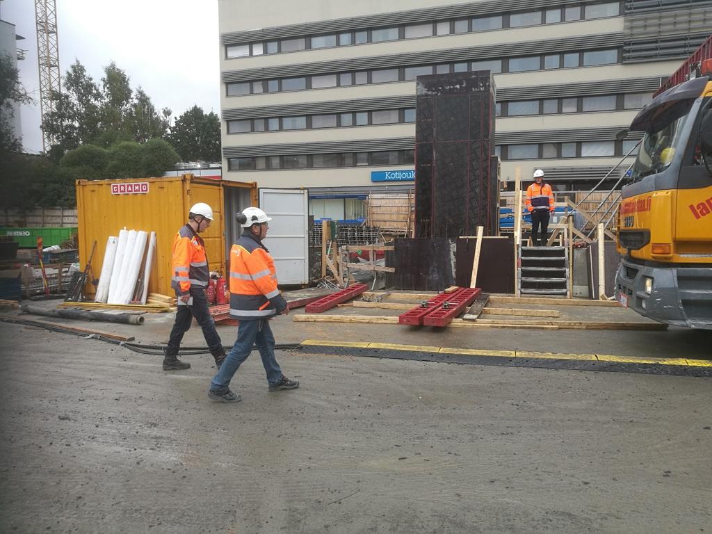 MITEN TOTEUTAN GEMBA-WALKIN? Kävely voi olla ennakkoon valmisteltu, valmiilla teemalla ja valmiilla kysymyksillä.