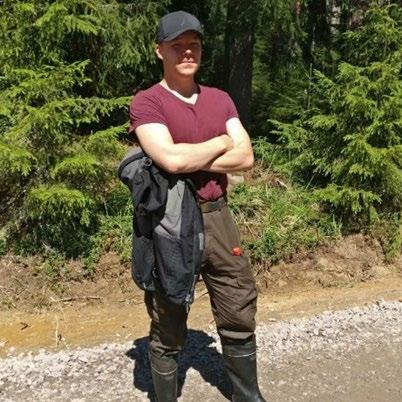 tuutorit Seuraavaksi esitellään henkilöt, jotka ovat lupautuneet luotsaamaan sinut halki orientoivan viikon, siirtämään metsäläisyyden salat uudelle sukupolvelle ja tarvittaessa toimimaan tukenasi