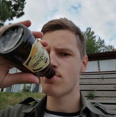 Tartumme vastuutehtäväämme pelottomasti niin huippuunsa hiotun tuutorkoulutuksen, kuin vankan käytännön kokemuksenkin suomin valtuuksin ja lupaamme tehdä parhaamme, jotta jokainen tuntisi itsensä