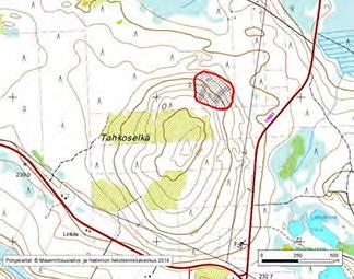 Y=576426 Asu/rakenne: Heikosti suuntautunut Korkeus: Z alin 245 m, Z ylin 280 m Maanomistus: Yksityinen Mitat/pinta-ala: 220 m x 200 m/n.