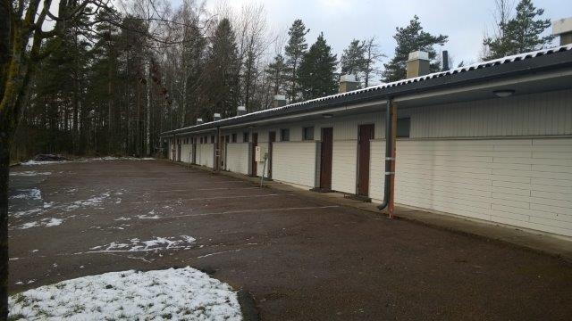 22 Liikenne ja melu Valtatie 6 on saanut uuden linjauksen ja se on rakennettu pääosin valmiiksi Jurvalan kohdalta.