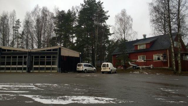 Majoituskapasiteetti hotellikiinteistöllä on reilut 30 huonetta ja lisäksi Impilinnasta löytyy 9 huonetta.