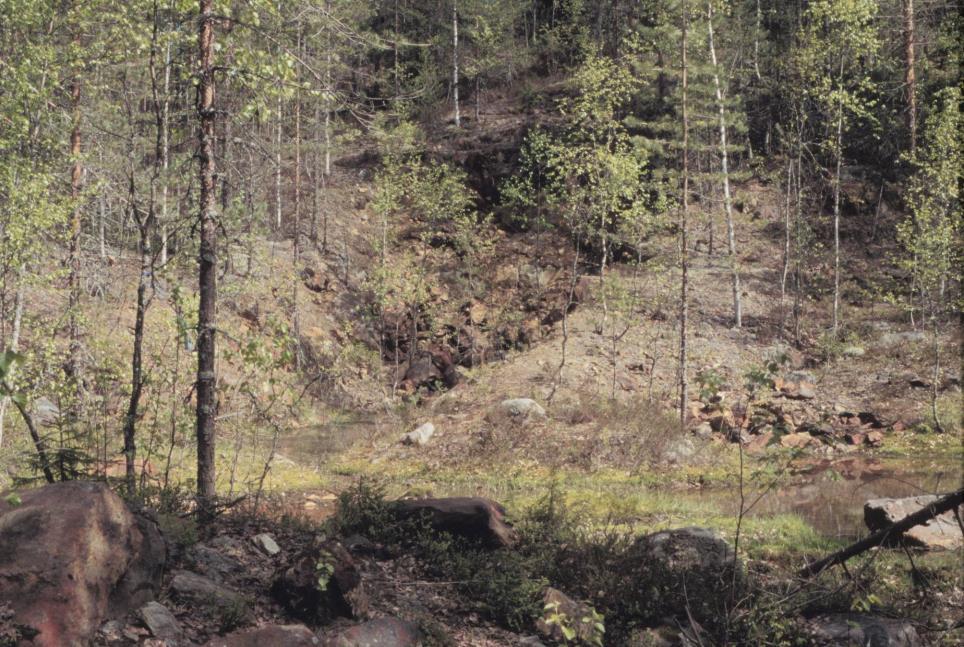 3), josta mahdollisesti on viety pieni erä kiveä koerikastukseen Paukkajanvaaraan.