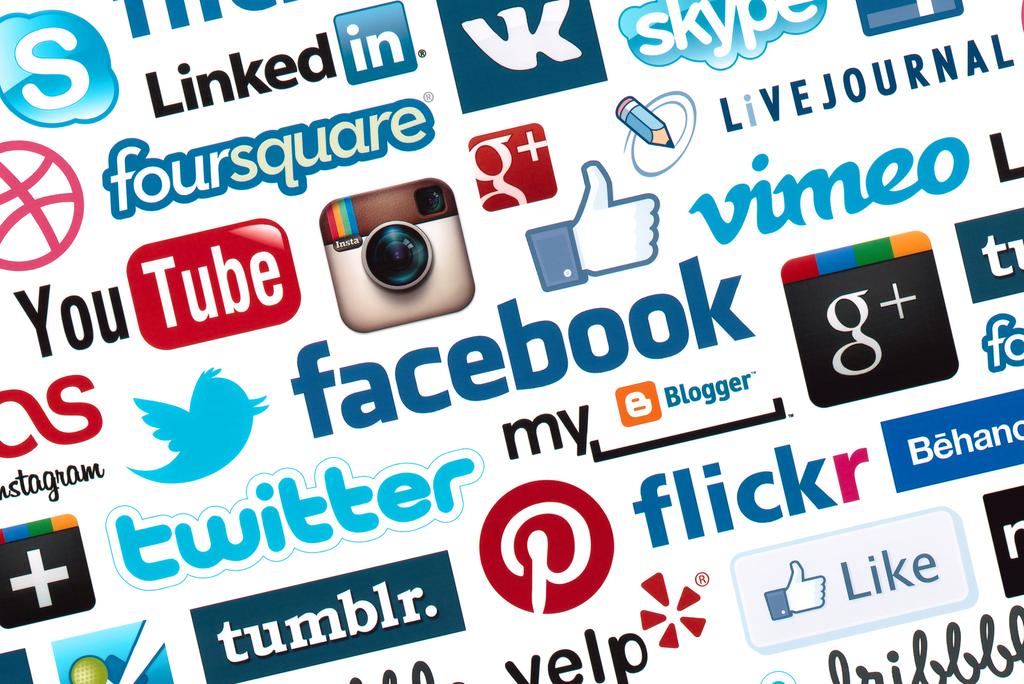 VALITUKSET SOMESSA Seuraa sosiaalista mediaa mitä yrityksestäsi puhutaan.