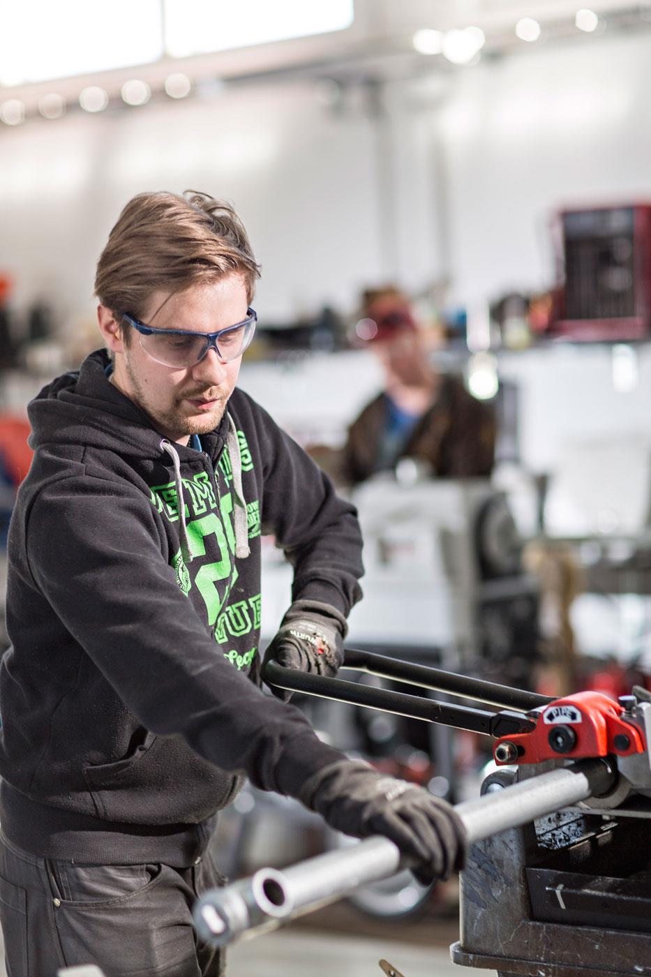 Human Resources Jypro Ltd prefabrication plant Jyskä, Finland SPRINKLR Our personnel headcount including associate companies exceeds 760 people.