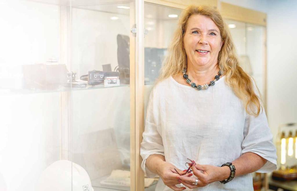 ARKTISET AHERTAJAT INERGIA ARJESSA Marja Heikinheimo koordinoi sisäistä ja ulkoista viestintää KUVA: Juha Kauppinen Toimistopäällikkö Marja Heikinheimo on seurannut yhtiön kehitysvaiheita läheltä yli
