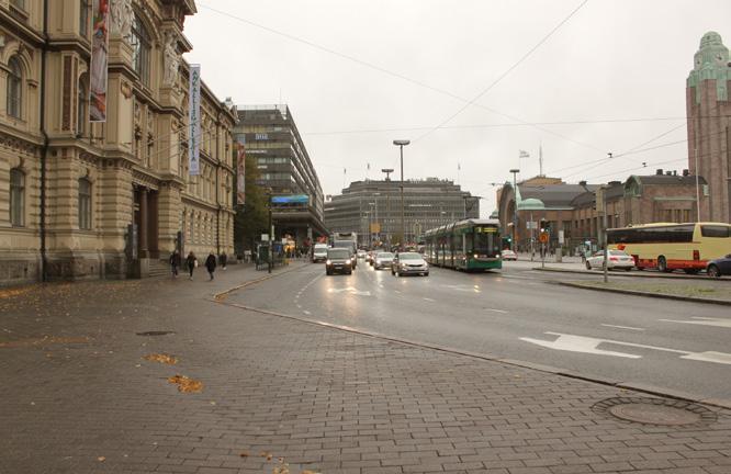 Helsingin keskustan Kaivokatu sijoittuu käveltävyyden suhteen viiden heikoimman kadun joukkoon: katutila ei ole kovin rajautunut ja ajorata haukkaa suuren osuuden kadusta.