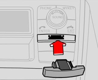 10 Infotainment Puhelintoiminnot (lisävaruste) 10 Äänenvoimakkuuden vähentäminen puhelun yhteydessä Jos puhelin soi radion soidessa, äänenvoimakkuus vähenee, kun puheluun vastataan.