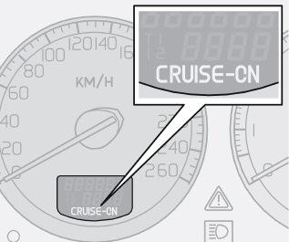 Vakionopeussäädin kytkeytyy lisäksi tilapäisesti pois kun: 02 Jarrupoljinta tai kytkinpoljinta painetaan nopeus ylämäessä laskee alle arvon 25 30 km/h vaihteenvalitsin siirretään asentoon N pyörät