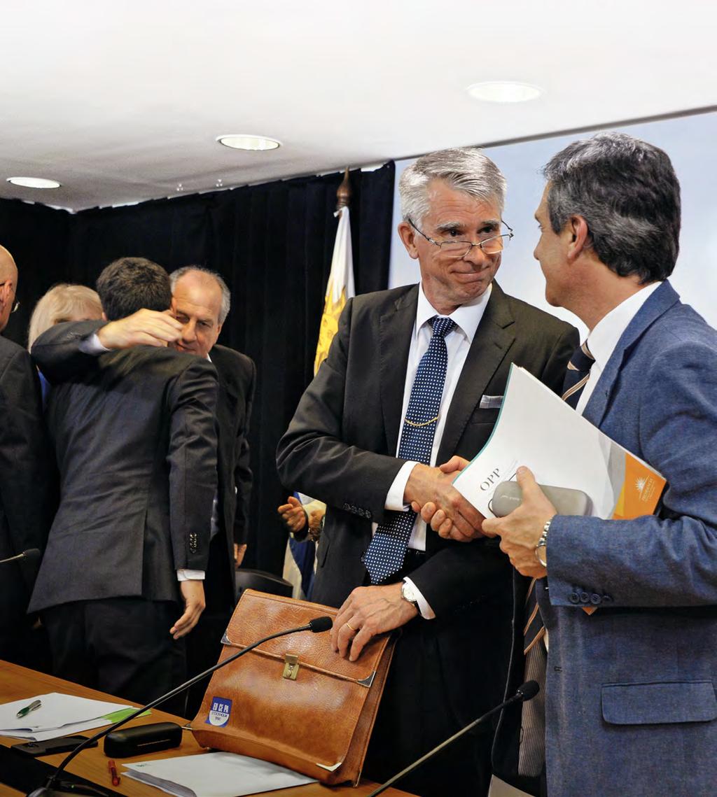 UPM allekirjoitti marraskuussa Uruguayn hallituksen kanssa sopimuksen infrastruktuurin kehittämisestä ja muista paikallisista edellytyksistä mahdollista sellutehdasinvestointia ajatellen.