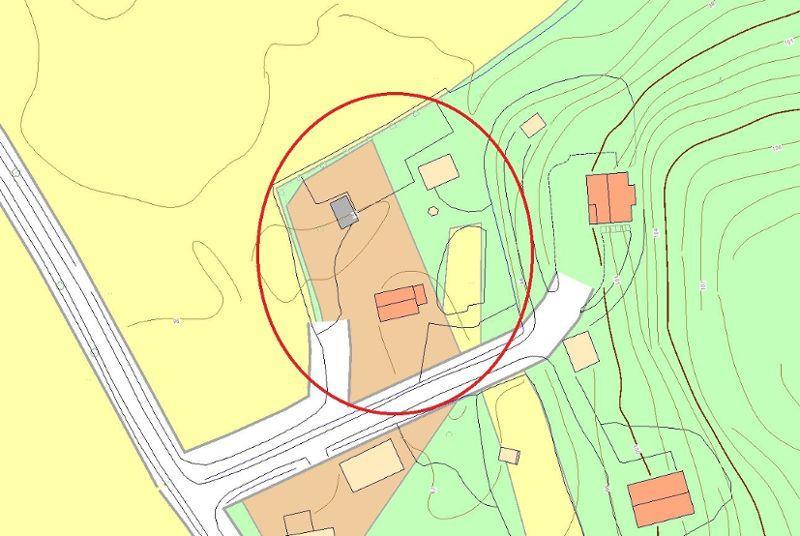 peltomaisemassa, Joutsiniementien tuntumassa; suurehko maisemallinen merkitys tielle, lähiympäristöön ja avoimeen peltomaisemaan.