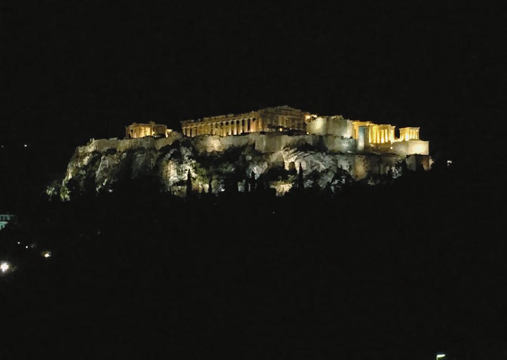 Akropolis by night.