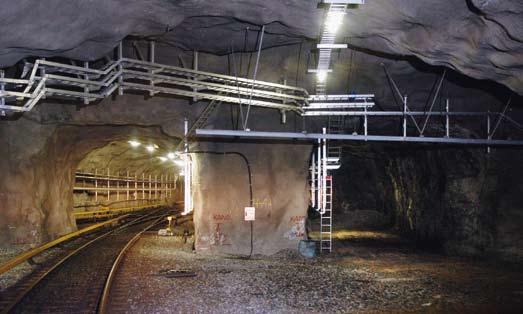 2006 Espoon valtuusto päätti valita Etelä-Espoon ja Helsingin väliseksi liikennejärjestelmäksi metron. Päätös ei ole kuitenkaan rakentamispäätös.