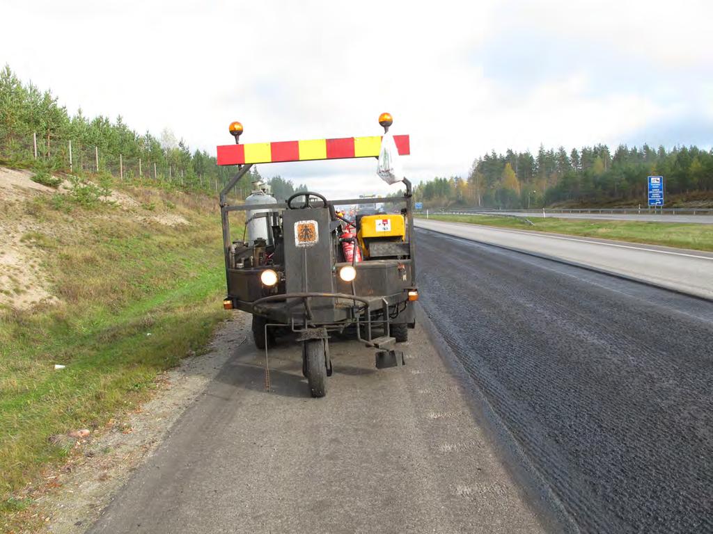 3. KALUSTO: kunnossa / ei kunnossa? Tieliikennelaki 267/1981 36 Valojen käyttö ajettaessa (1.