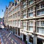 nl Hotelli sijaitsee aivan ydinkeskustassa; Dam-aukio, ostoskadut, kukkatori, Waterloopleinin kirpputori, Muziektheater sekä Rembrandtpleinaukio sijaitsevat kaikki lyhyen