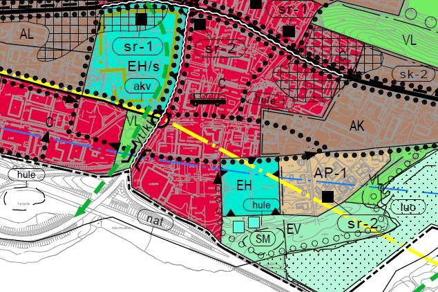 Oikeusvaikutteisessa Keskustan osayleiskaavassa vuodelta 2010 kaava-alueelle on osoitettu keskustatoimintoja (C) ja virkistysaluetta (VL).