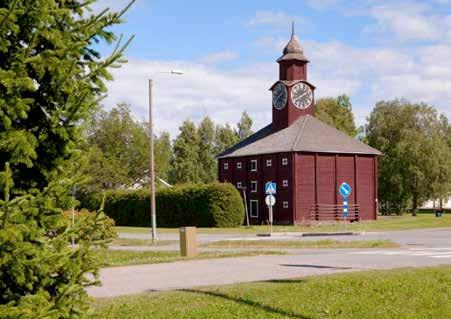 KÄYNTIKOHTEET KÄYNTIKOHTEET Tapulimakasiini Pappilamuseo 21 22 Taidenäyttelyitä historiallisessa hirsirakennuksessa Näyttelyt kesällä 2018: 5.6. - 17.