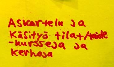 PAJA PALVELUNA MAKE ANYTHING AND SHOW IT PAJA on tekemisen paikka Käyttäjä voi toteuttaa pajassa käytännön tekemistä ja oppimista vaativia töitä yksin tai ryhmässä.