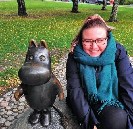 tonta tavaraa, jotta tarpeelliset ja tuoreemmat materiaalit saatiin paremmin esille. Yleisötilojen verhot vaihdettiin uusiin ja kalustusta rukattiin muutoinkin jonkin verran uuteen uskoon.
