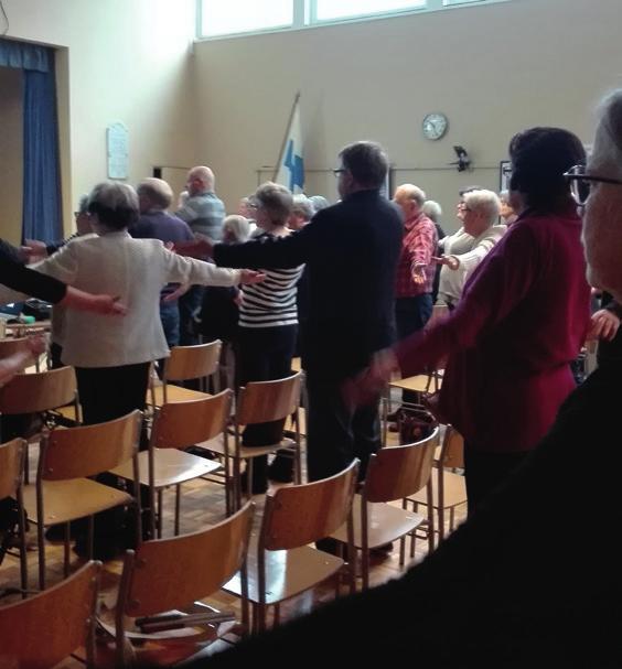 liikkumaan. Ja kaikki mukana menossa.