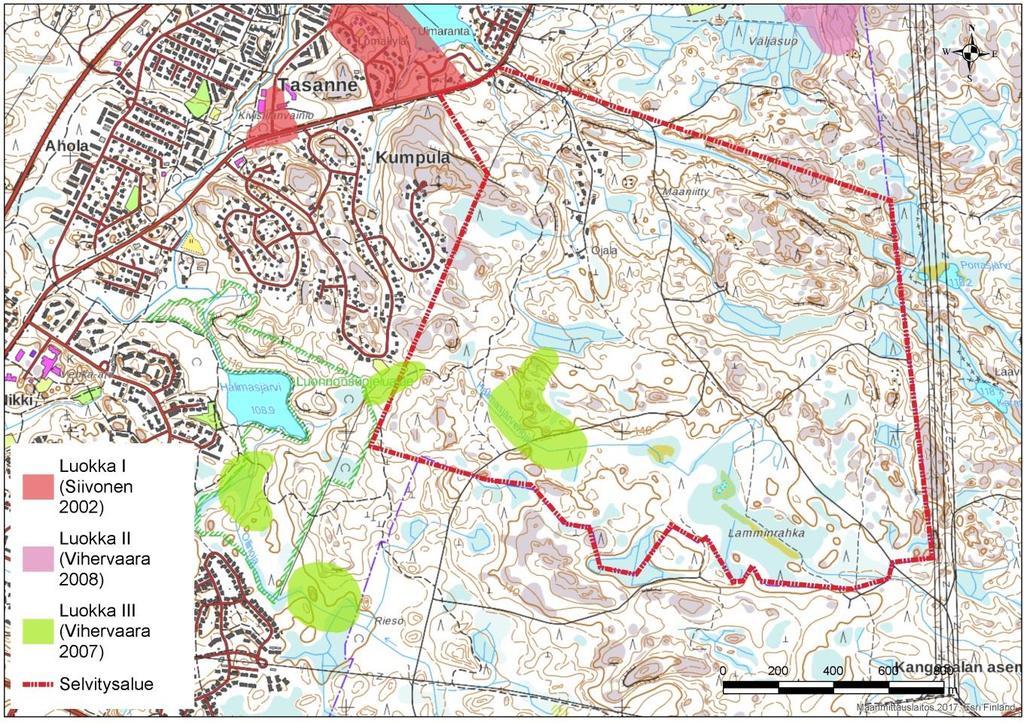 Kuva 3. Aiemmissa lepakkoselvityksissä lepakoiden käyttämät alueet. Selvitysalueelle sijoittuu kaksi luokkaan III muu lepakkoalue- kuuluvaa aluetta. Huom.