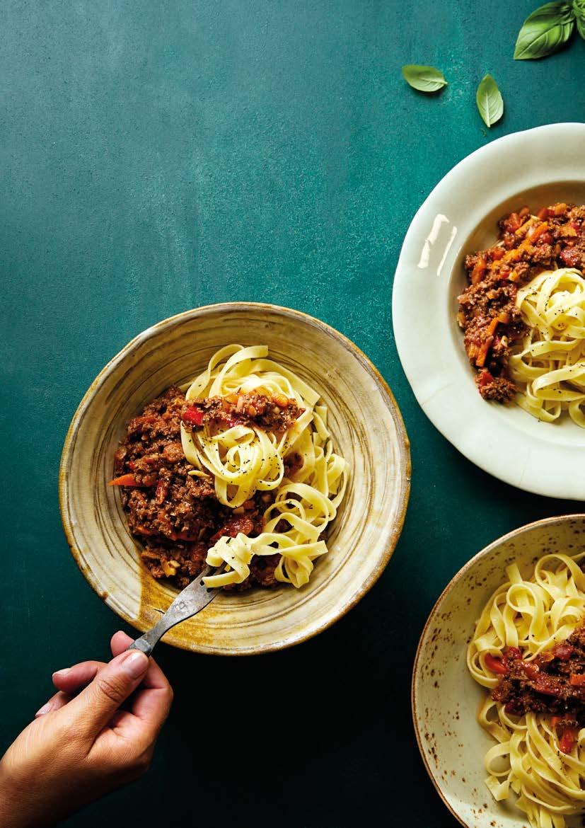 kasvisbolognese 0,325 kg Tummaa soijarouhetta 0,650 l Vettä