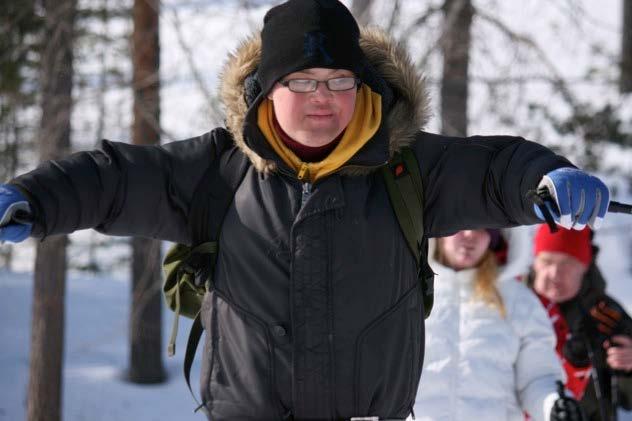 toimintamallit ovat voimavarakeskeisiä; - Mahdollistavat kuntoutusympäristöjen luomisen joissa ihminen voi tulla esiin omana