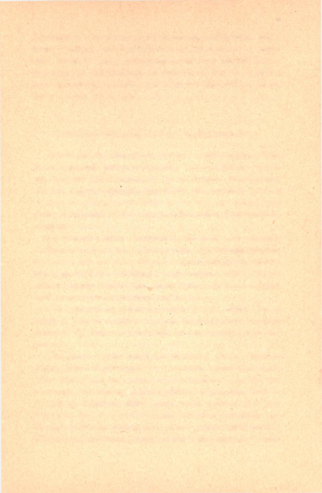 kärpässieni. Kuvat 12 ja 13 esittävät piikkisieniä, jotka eivät koskaan ole myrkyllisiä. Pillisieniä ovat kaikki tatit (kuvat 15 22).