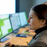 5 Johtajuus teknologioissa ja innovaatioissa Teollisen internetin tarjooma lanseerattiin onnistuneesti ja avattiin viisi Valmet Performance Center -suorituskykykeskusta Teollisen internetin