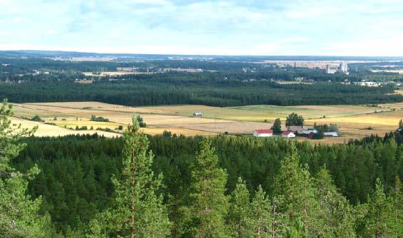 3 Lähtökohdat Suunnittelualueella on voimassa 23.5.2005 vahvistettu Etelä Pohjanmaan maakuntakaava sekä useita asemakaavoja. Alueelle on laadittu luonto ja maisemaselvitys v.