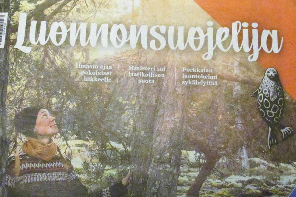 Näyttelyn nimikyltti ulko-ovessa Talkootyönä syntynyt Näyttely on saanut alkunsa 1990-luvulla, jolloin Raisionjokilaakson luonnonsuojeluyhdistys ja Raision Rinkka ryhtyivät talkootöinä kunnostamaan