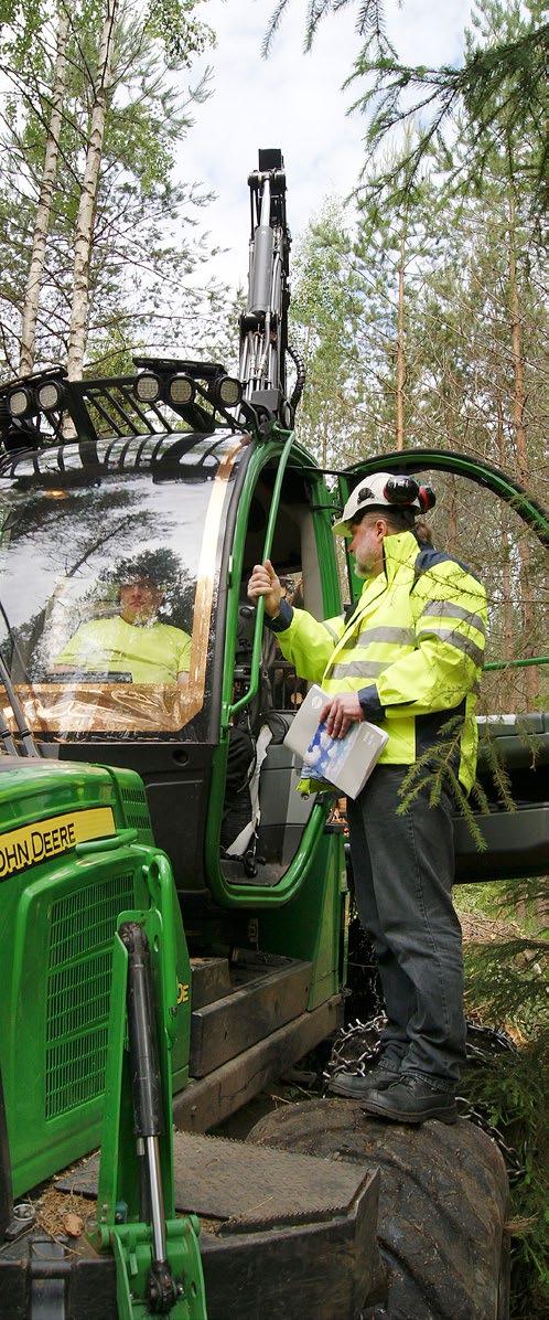 Työsuojeluhallinnon vuosikertomus 2017 12 Maa- ja metsätalous Maa- ja metsätalouden työsuojeluvalvonnan tavoitteena on edistää työnantajien valmiuksia tunnistaa ja poistaa haitta- ja vaaratekijöitä