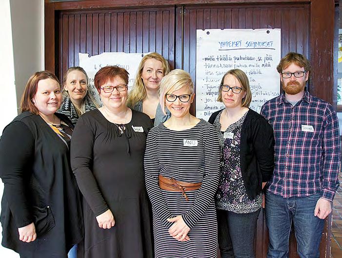 Perhehoitoa kehitetään tilapäisiin ja pitkäaikaisiin asumisen tarpeisiin Vaalijalassa tehdään työtä perhehoidon kehittämiseksi pitkäaikaisen ja tilapäisen asumisen muotona.