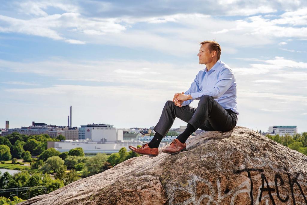 TOIMITUSJOHTAJAN KATSAUS Vapo-konserni on uudistanut strategiansa ja rakenteensa. Uudella strategialla yhtiö haluaa varmistaa kannattavan kasvun edellytykset myös tulevaisuudessa.