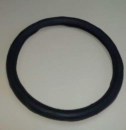 3926 90 97 Muovista (polyvinyylikloridi (PVC)) valmistettu, renkaan muotoinen tavara ( ohjauspyörän suojus ), jonka halkaisija on 38 cm.